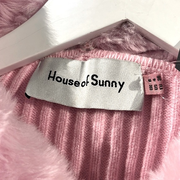 House of Sunny Waterloo Peggy Vol.2 Pink Faux-Fur Cardigan - Picture 9 of 10